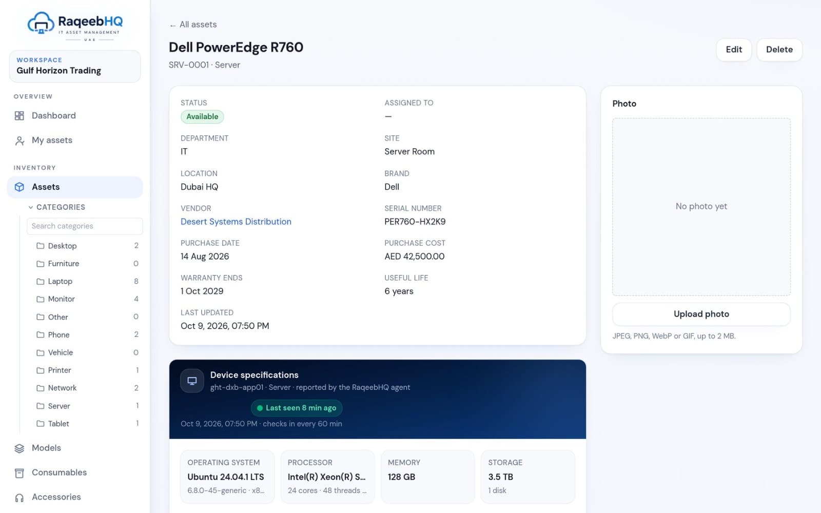 Device specifications reported by the agent on a Dell PowerEdge server: OS, processor, memory and storage